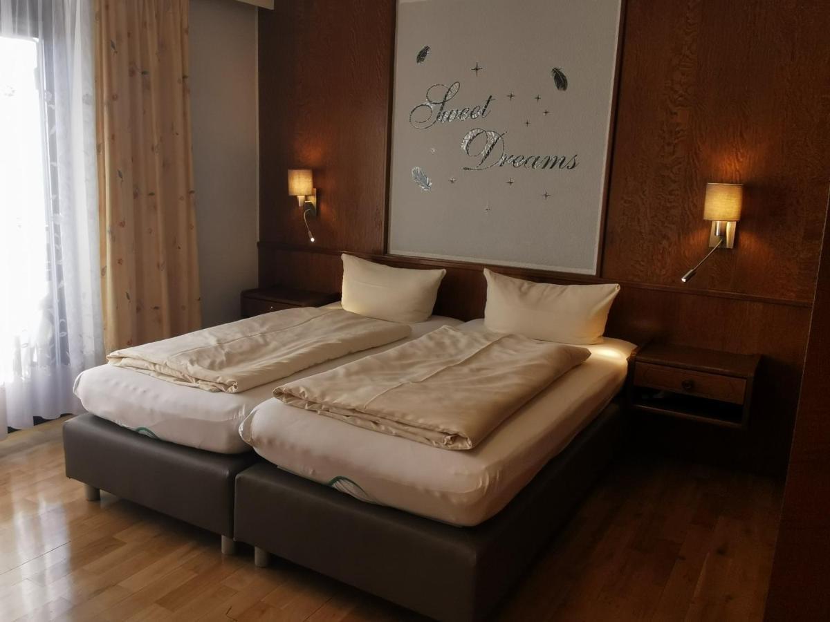 Hotel Landgasthof Zum Schildhauer Halfing Extérieur photo