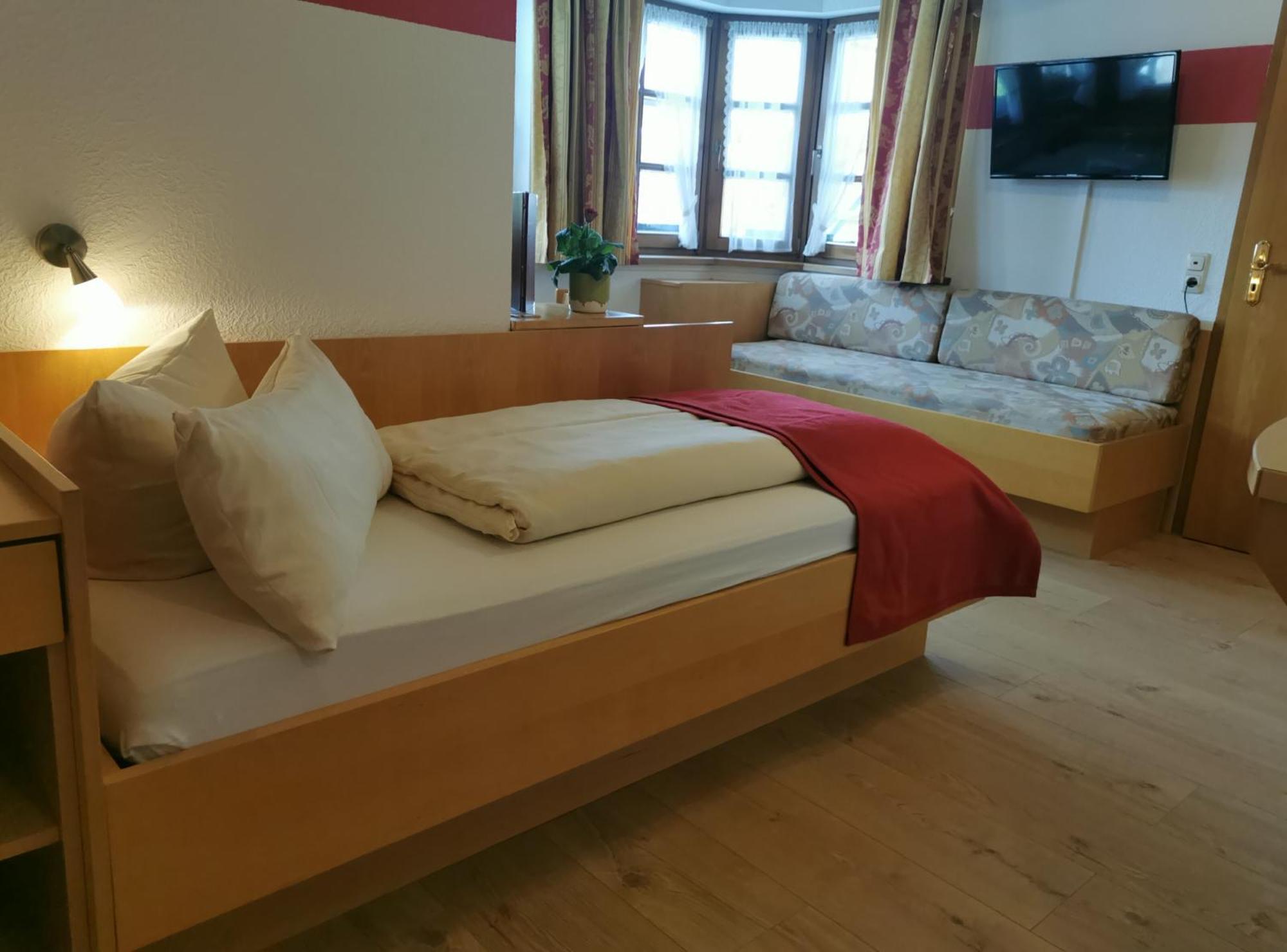 Hotel Landgasthof Zum Schildhauer Halfing Extérieur photo
